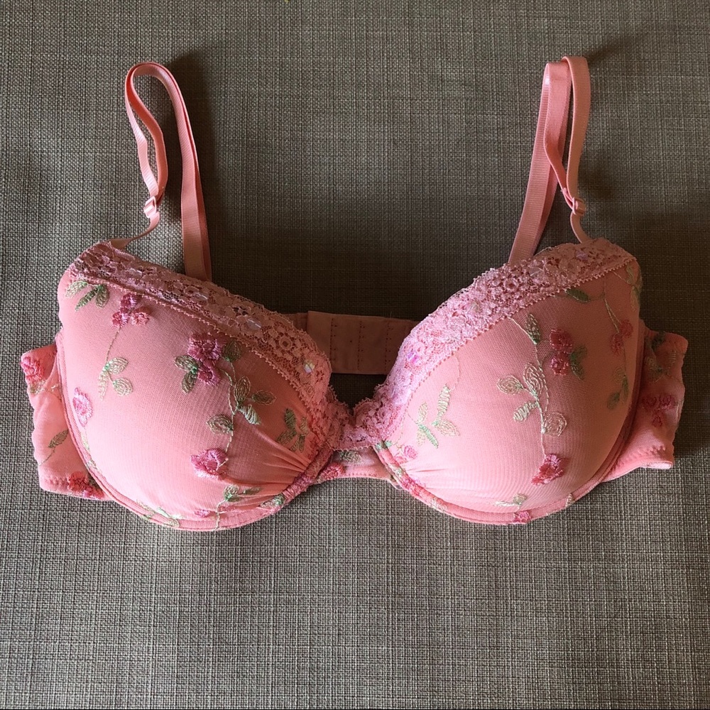 Victoria’s Secret Bra